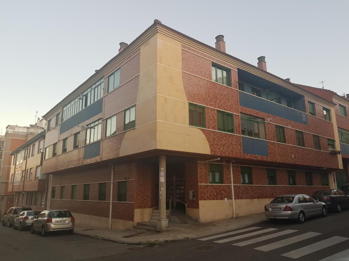 Ferienwohnung Www Goyahospitales Es León Exterior foto